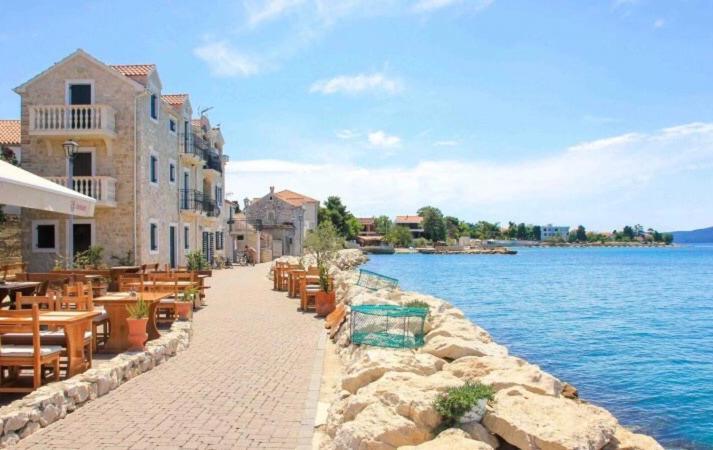 Luxury Apartment Arta-2 With Heated Pool And Jacuzzi Bibinje Exterior photo